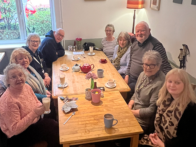 Casglu Arian Yn Tesco Caernarfon